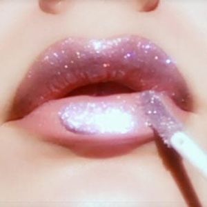 SOLD Pat McGrath lipgloss in “Lavendearing”